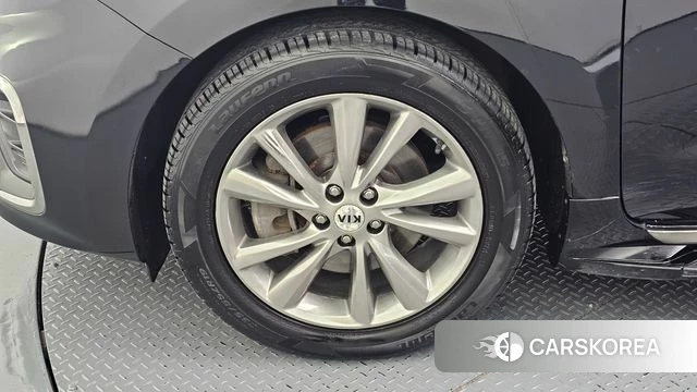 Kia The New Carnival id 4998456 из Кореи 15