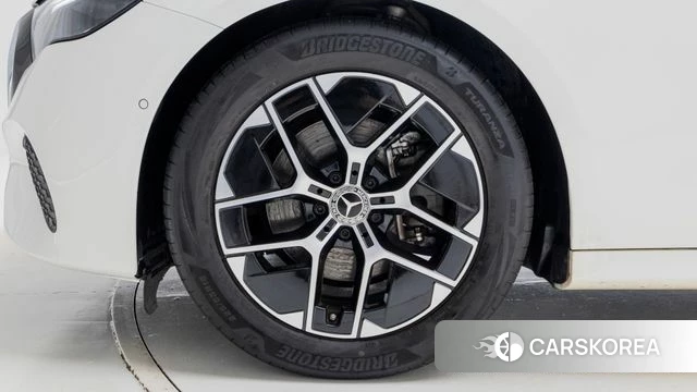 Mercedes-Benz E-Class W214 id 4985323 из Кореи 15