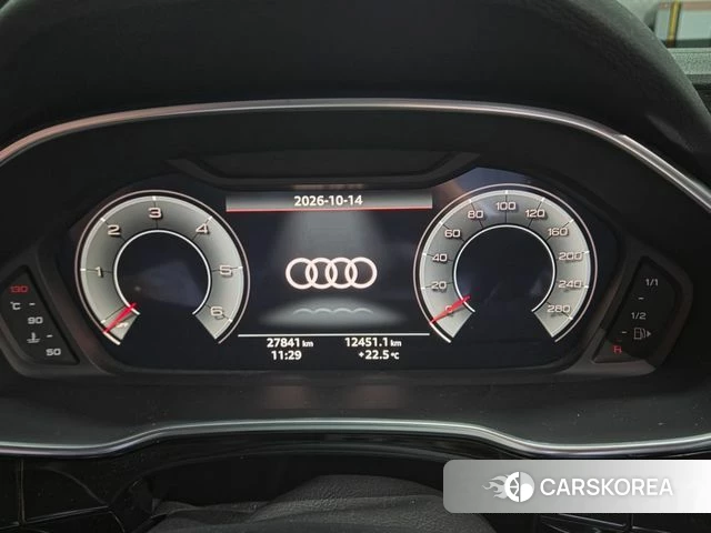 Audi Q3 (F3) 2022 Черный из Кореи, фото 5