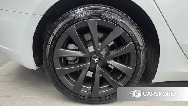 Tesla Model 3 id 5028143 из Кореи 28