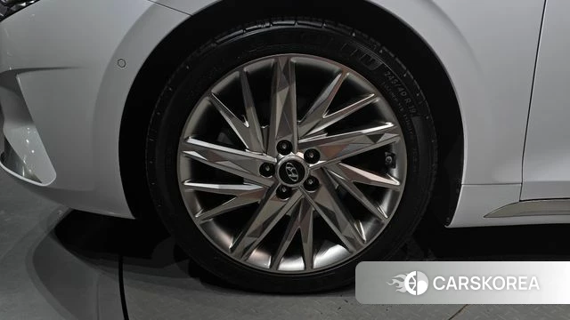 Hyundai The New Grandeur IG id 4661334 из Кореи 30