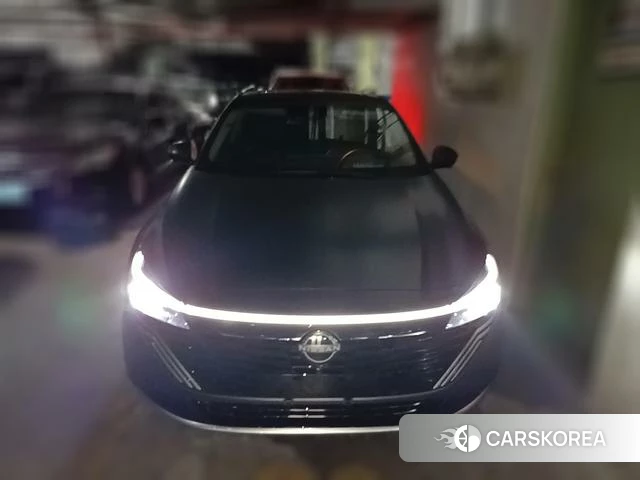 Nissan Altima 2026 Темно-серый из Китая, фото 5