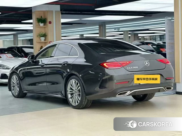 Mercedes-Benz CLS 2021 Темно-серый из Китая, фото 5