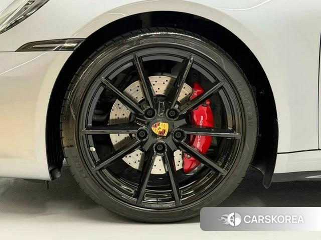Porsche 911(992) id 4785297 из Кореи 15