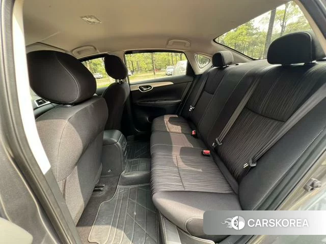 Nissan Sylphy 2024 Темно-серый из Китая, фото 5