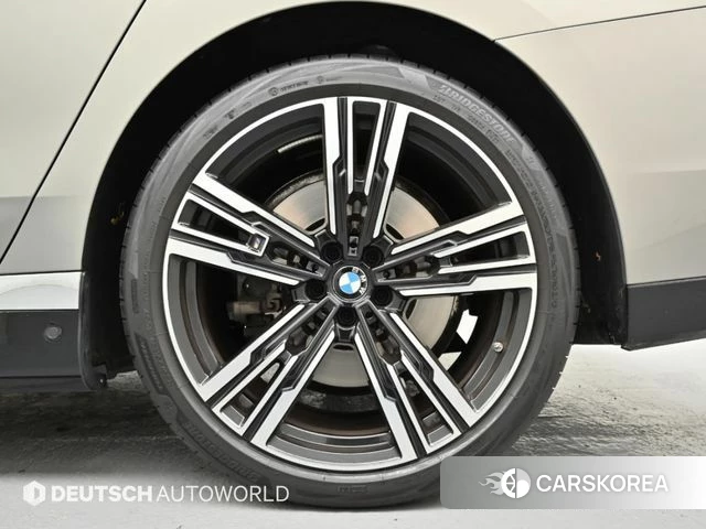 BMW 7 Series (G70) id 4969463 из Кореи 15