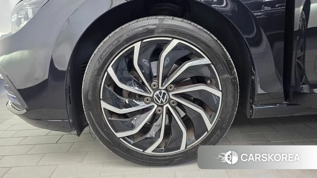 Volkswagen Golf 8th Generation id 4774584 из Кореи 29