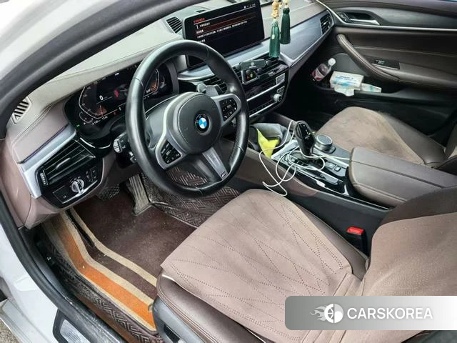 BMW 5 series 2021 Белый из Китая, фото 4