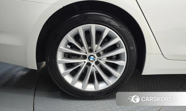 BMW 5 Series (G30) id 5041598 из Кореи 27