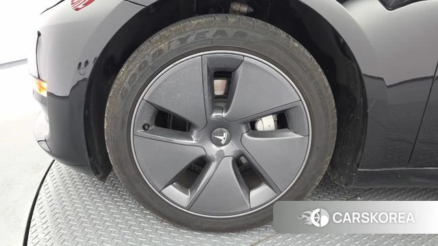 Tesla Model 3 id 4711995 из Кореи 28