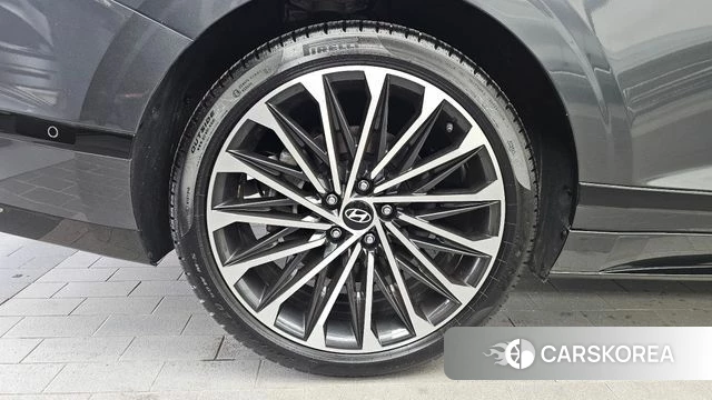 Hyundai Grandeur (GN7) id 4729957 из Кореи 29