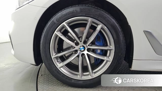 BMW 5 Series (G30) id 4953191 из Кореи 15