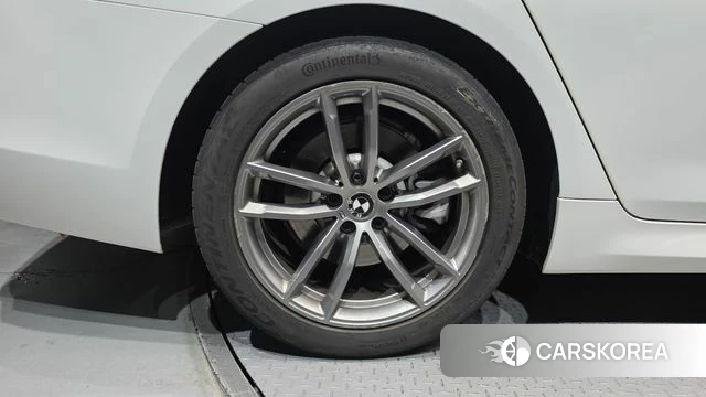 BMW 5 Series (G30) id 5018564 из Кореи 26