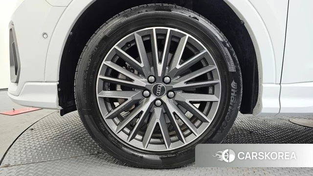 Audi Q3 (F3) id 4762732 из Кореи 26