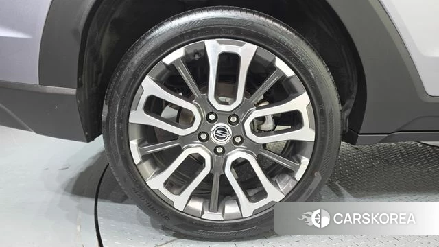 Ssangyong Torres id 5022235 из Кореи 15