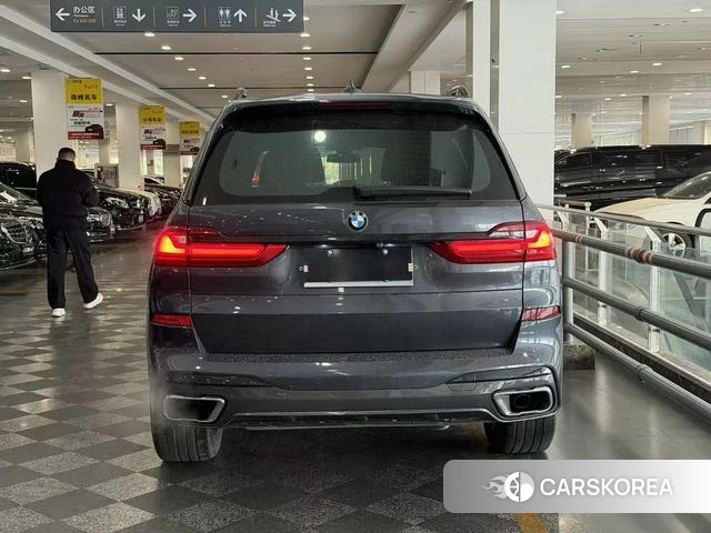 BMW X7 2020 Темно-серый из Китая, фото 5