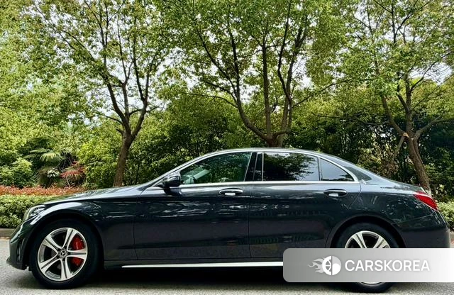 Mercedes-Benz C-class 2021 Темно-серый из Китая, фото 5