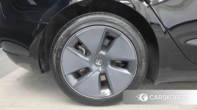 Tesla Model 3 id 4966015 из Кореи 25
