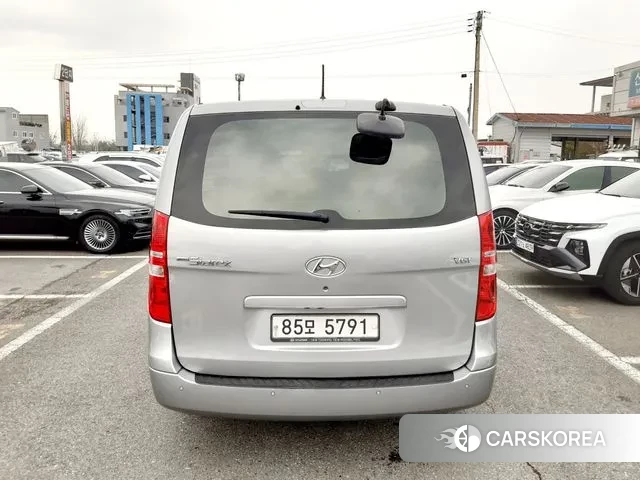 Hyundai The New Grand Starex id 3748121 из Кореи 9