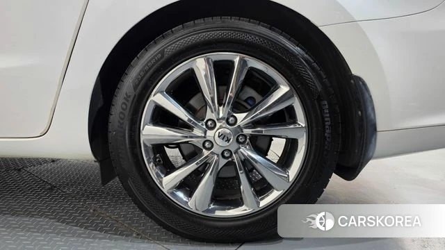 Kia The New Carnival id 5048609 из Кореи 32