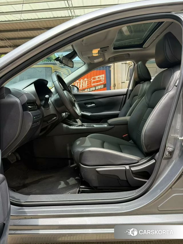 Nissan Sylphy 2022 Темно-серый из Китая, фото 5