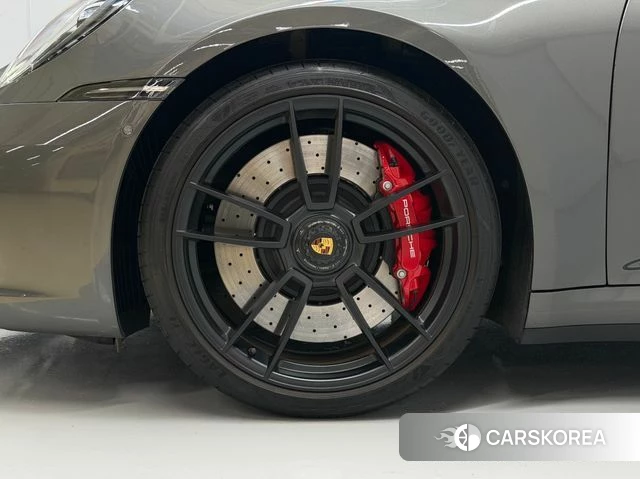 Porsche 911(992) id 4740759 из Кореи 15