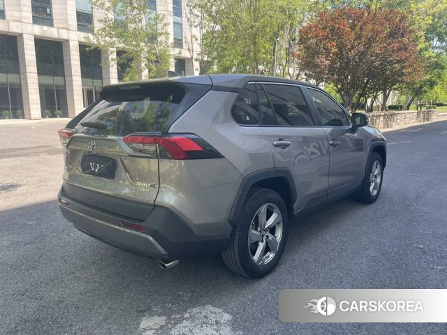 Toyota RAV4 2021 Темно-серый из Китая, фото 5