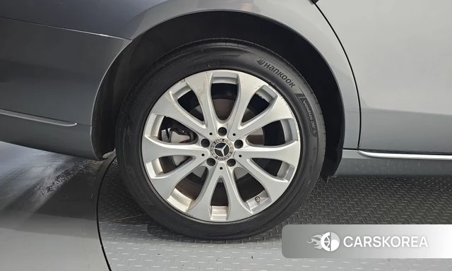 Mercedes-Benz E-Class W213 id 4952809 из Кореи 28