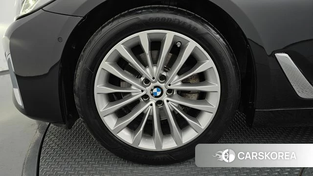 BMW 5 Series (G30) id 4966524 из Кореи 15