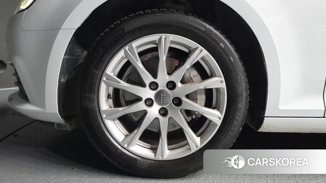 Audi A4 (B9) id 4930983 из Кореи 15
