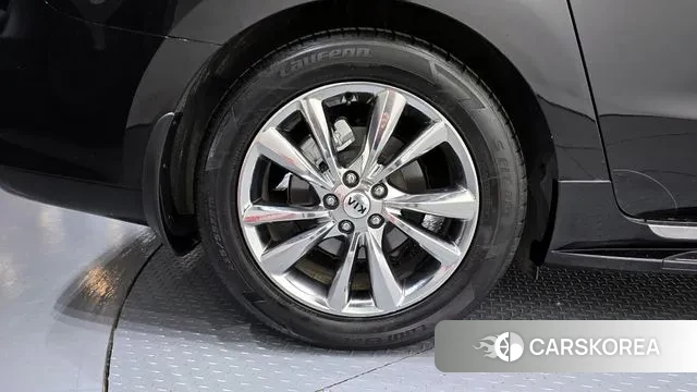 Kia The New Carnival id 3622023 из Кореи 15
