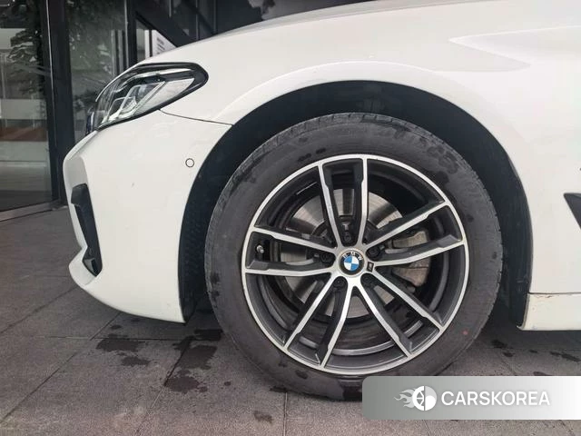 BMW 5 series 2023 Белый из Китая, фото 5