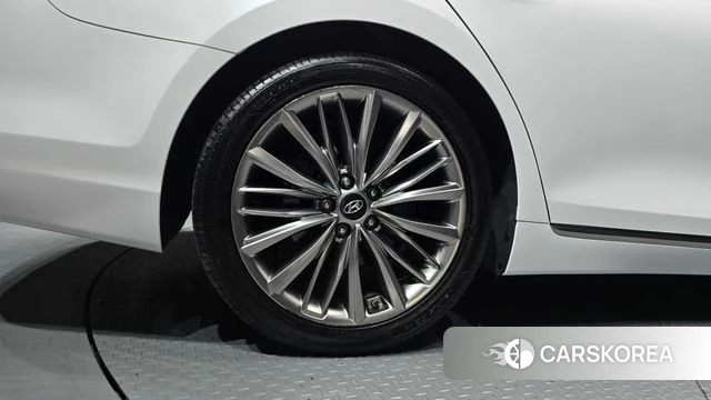Hyundai Grandeur IG id 5054640 из Кореи 26