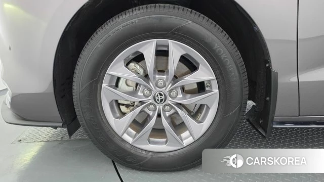 Toyota Sienna 4th Generation id 5001930 из Кореи 32