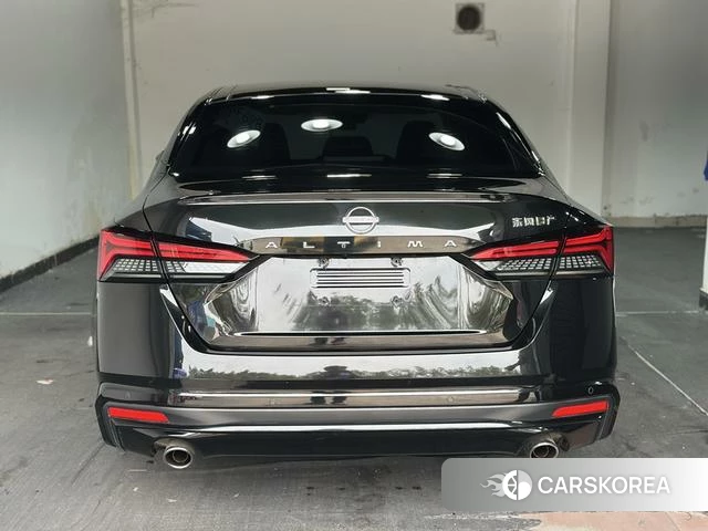Nissan Altima 2023 Черный из Китая, фото 5