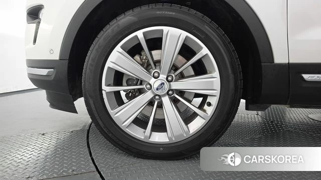 Ford Explorer id 4988031 из Кореи 29