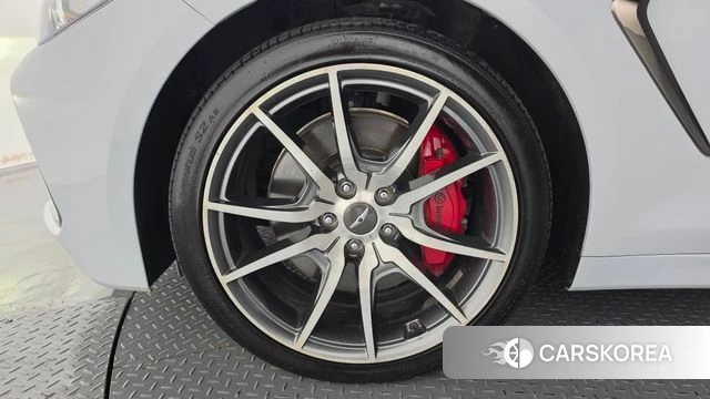 Genesis G70 id 4998535 из Кореи 15