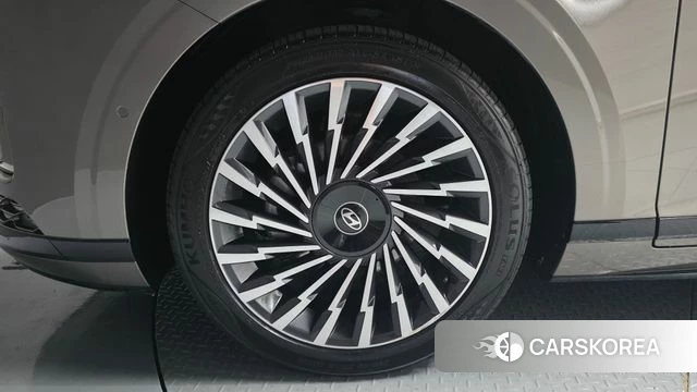 Hyundai Grandeur Hybrid (GN7) id 5011715 из Кореи 15