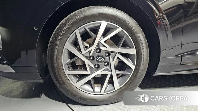 Hyundai Grandeur Hybrid (GN7) id 5040009 из Кореи 29