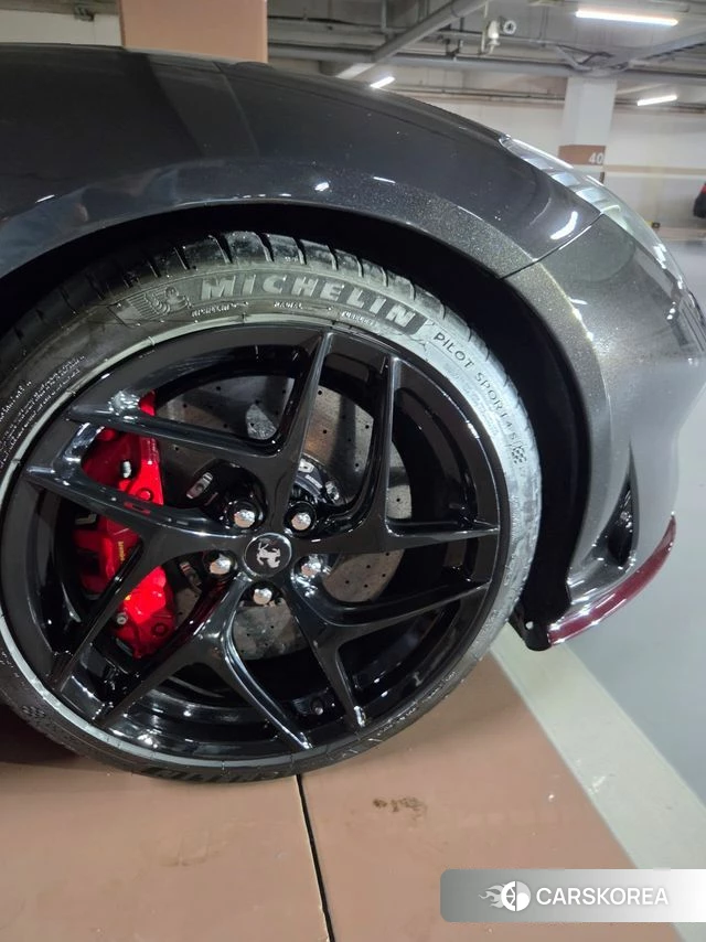 Ferrari 812 Superfast id 5031135 из Кореи 12
