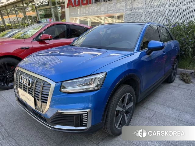 Audi Q2L 2021 Синий из Китая, фото 5