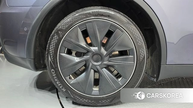 Tesla Model Y id 5040083 из Кореи 27