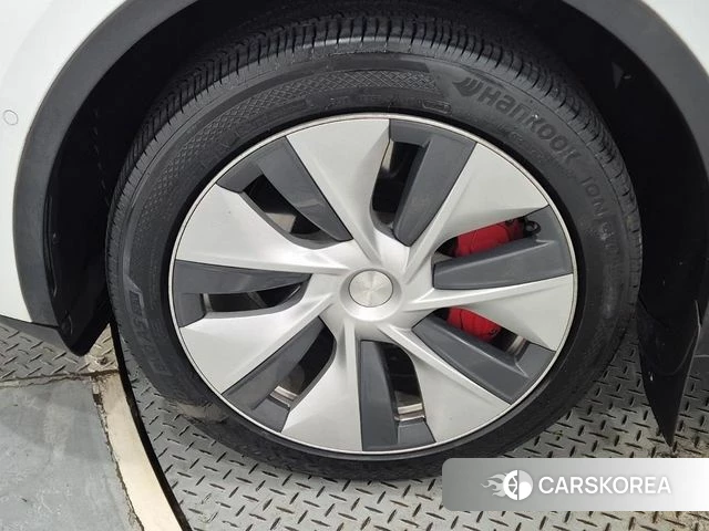 Tesla Model Y id 4721423 из Кореи 15