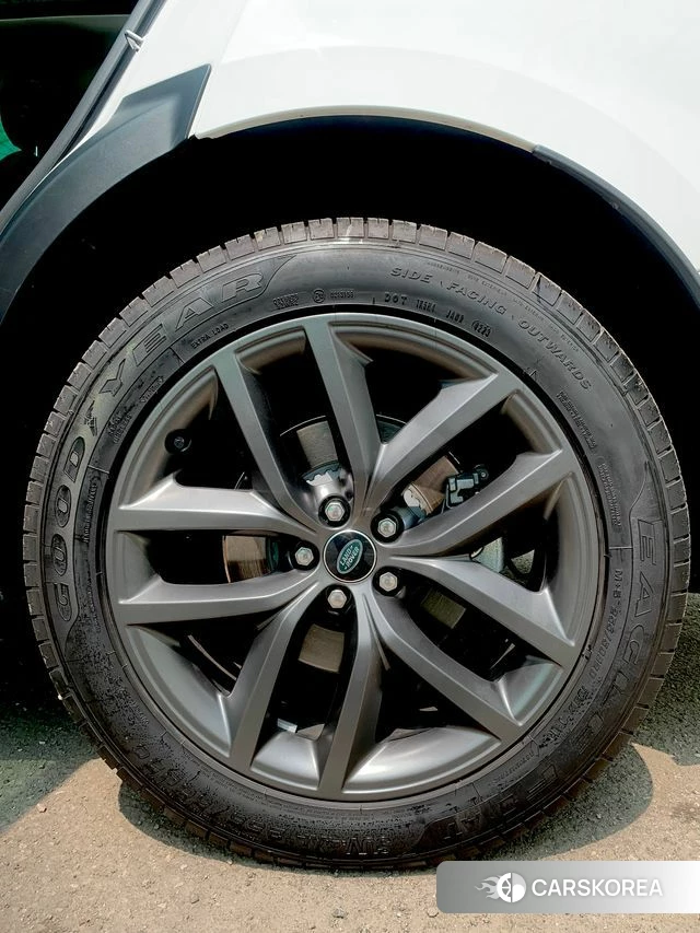 Land Rover Range Rover Velar id 4990791 из Кореи 8