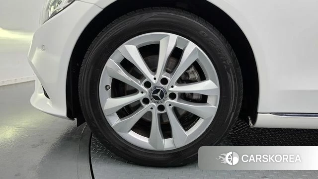 Mercedes-Benz C-Class W205 id 4993342 из Кореи 25