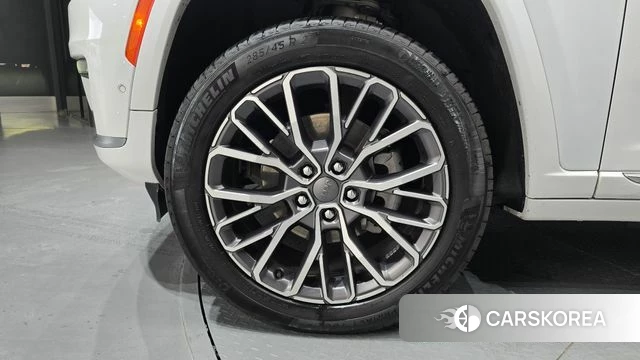Jeep Grand Cherokee (WL) id 4922708 из Кореи 30