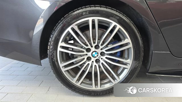 BMW 5 Series (G30) id 4959852 из Кореи 28