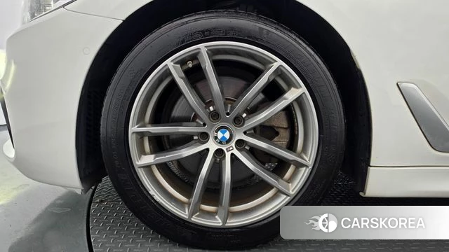 BMW 5 Series (G30) id 4952391 из Кореи 15