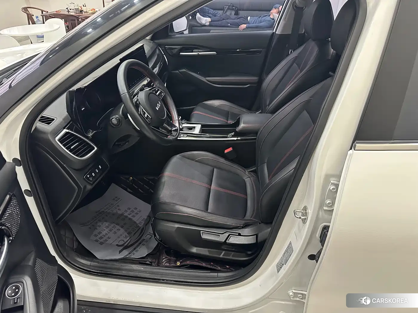 Kia KX3 2022 Белый из Китая, фото 6