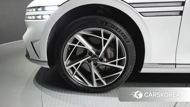 Genesis G90 (RS4) id 4958368 из Кореи 29